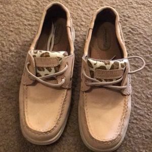 Leopard sperrys women’s